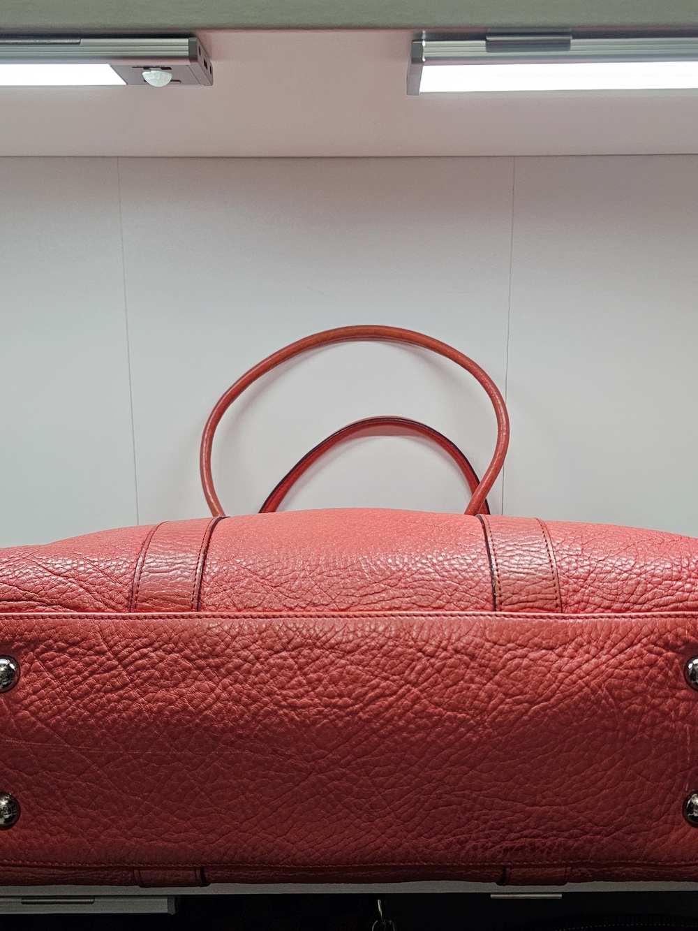 Mulberry Bayswater Red Leather Satchel with Turn-Lock Detail - Picture 10 of 16